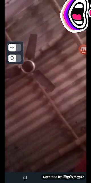 Bhabhi showing