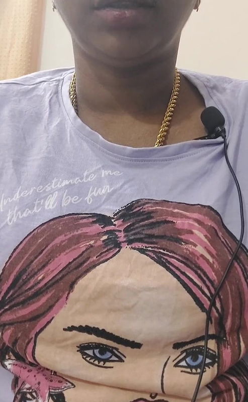 Tamil ponnu dirty talk and nude show