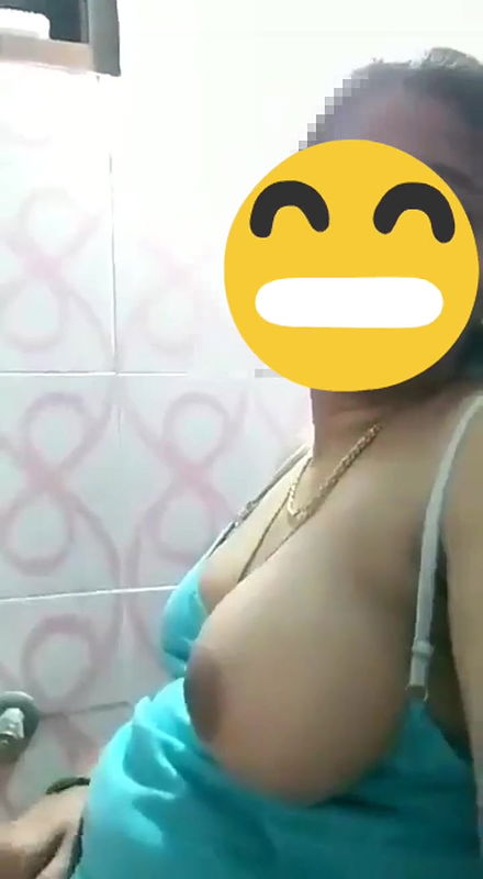 Tamil college professor masturbating at college bathroom