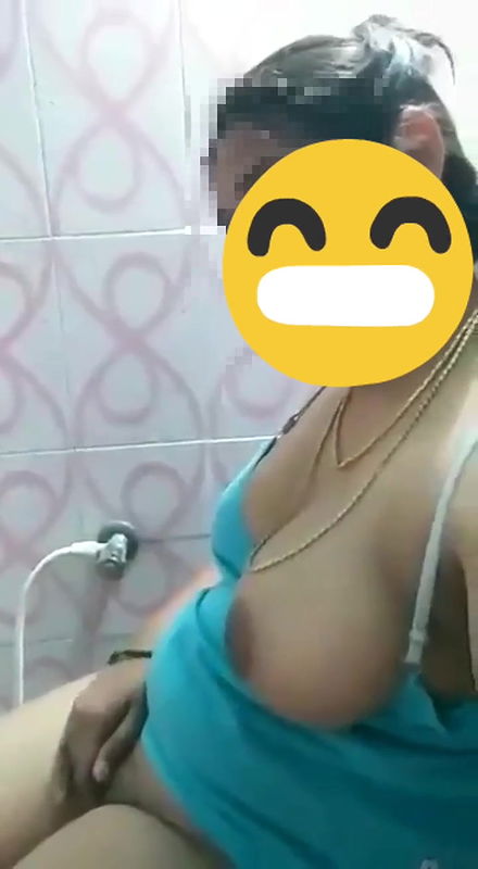 Tamil college professor masturbating at college bathroom