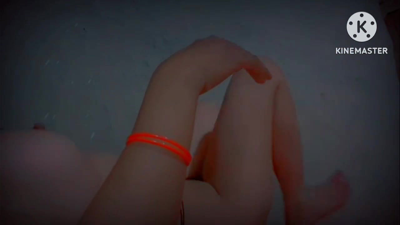 Mera balma tha meri ass aur pussy ki fuck bahut karta tha ab mera pussy aur ass bahut desolate pada hai meri pussy very aroused bahut hit hai