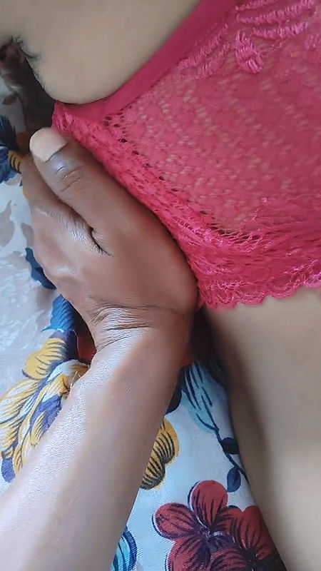 Indian Ritu vabi dick handling and pushing video