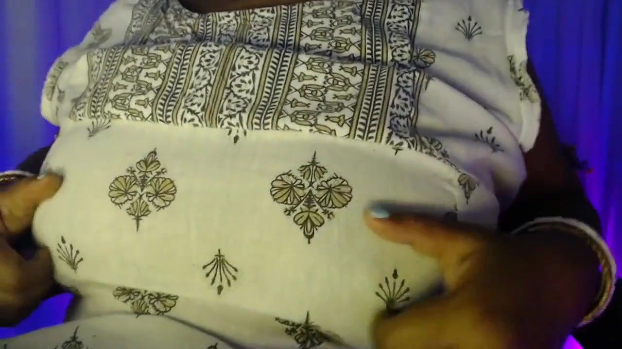 Desi Hot Girl Boobs Nipple Sucking Dildo Pussy Fucking