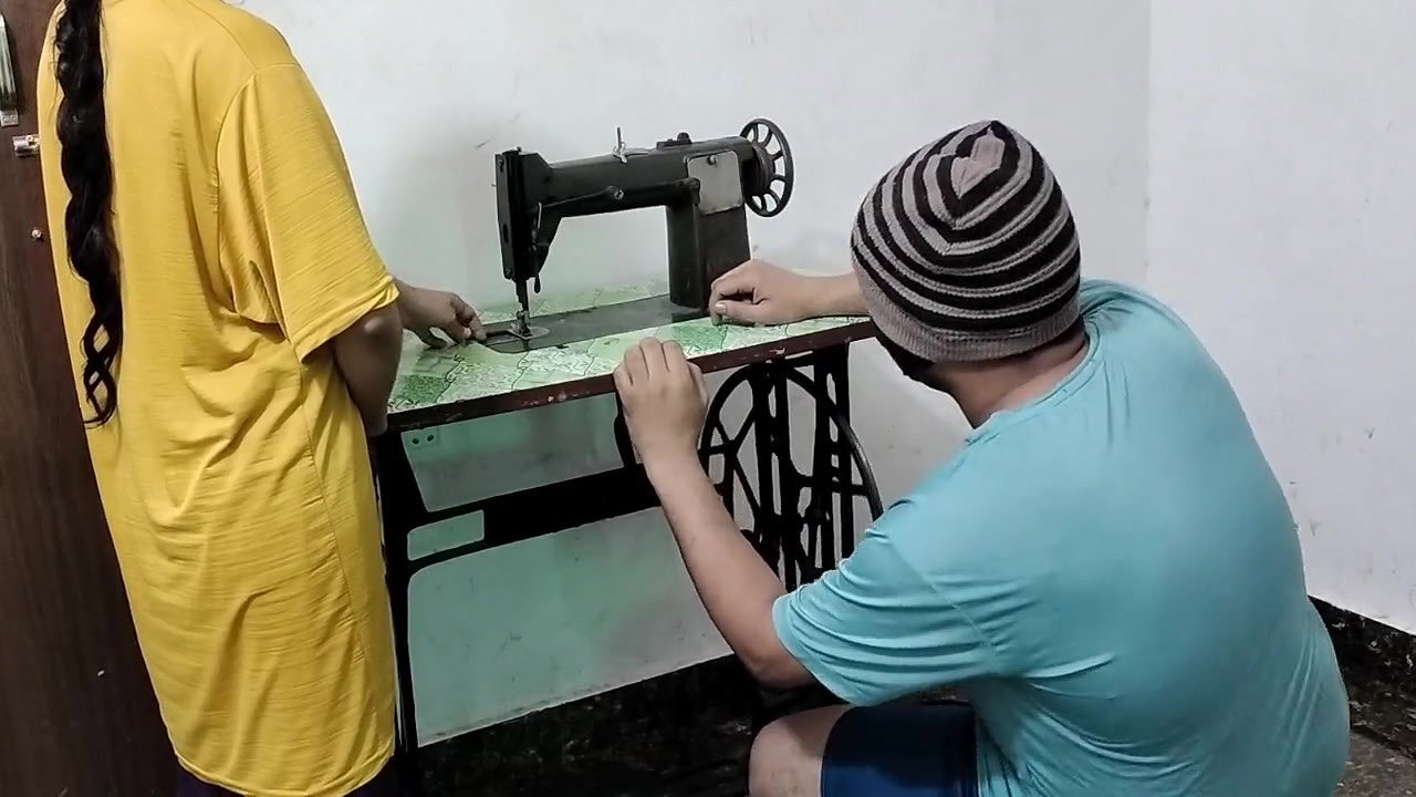 Darji ko paisa nhi dene par usne meri jabar dast chut mari