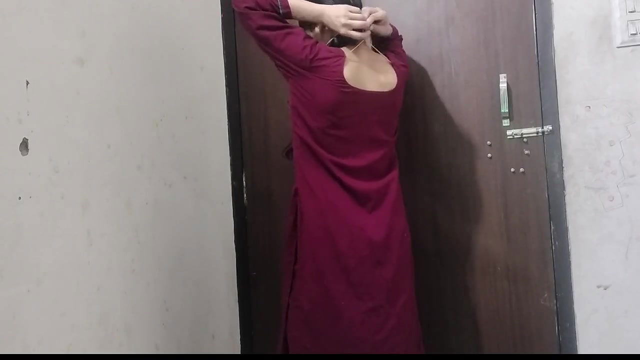 Cute step sister ki jawani dekh kar jabar dast chut mari