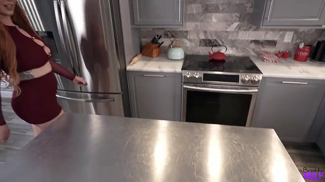 brattymilf stepmom and i get comfortable long