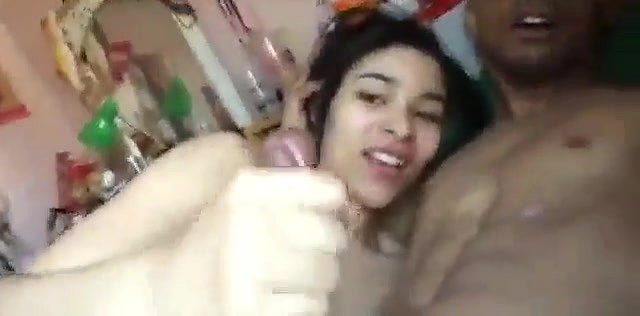 Desi girl giving handjob