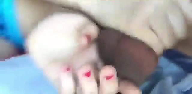 Desi girl giving handjob