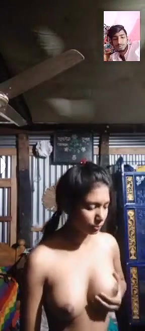 Bangladeshi Cute Girl Showing