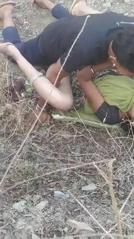 Hot beautiful bhabi outdoor fucking