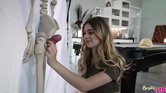 brattysis this halloween my stepsis jumped my bones long