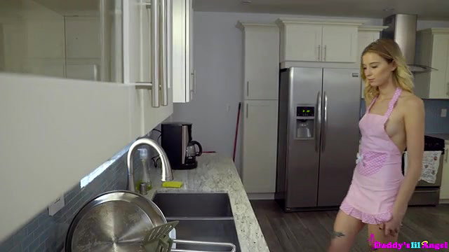 daddyslilangel seducing daddy long