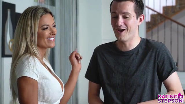 datingmystepson filled up before dinner long