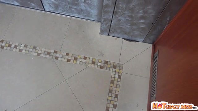 hotcrazymess crashing his pad long