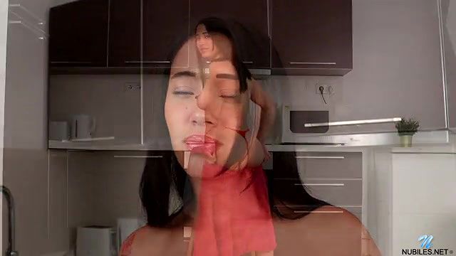 lia ponce 4v my-pink-playmate long