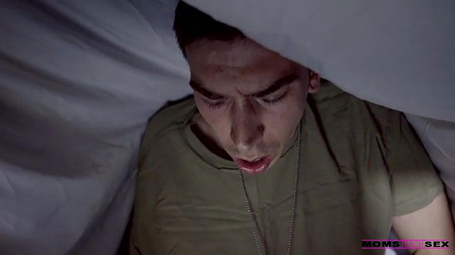 momsteachsex cum for mommy long