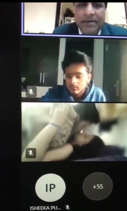 Romance in online classes