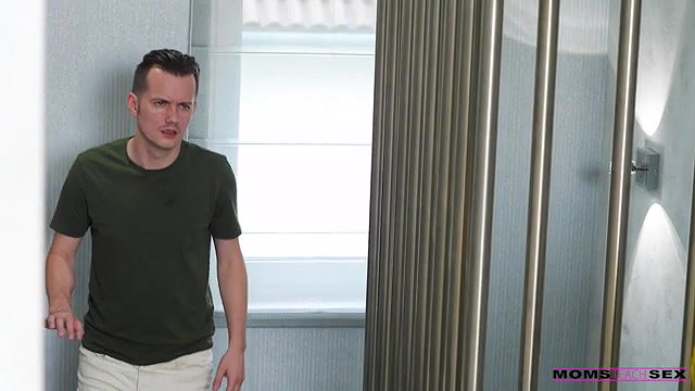 momsteachsex im stepmoms sex toy long