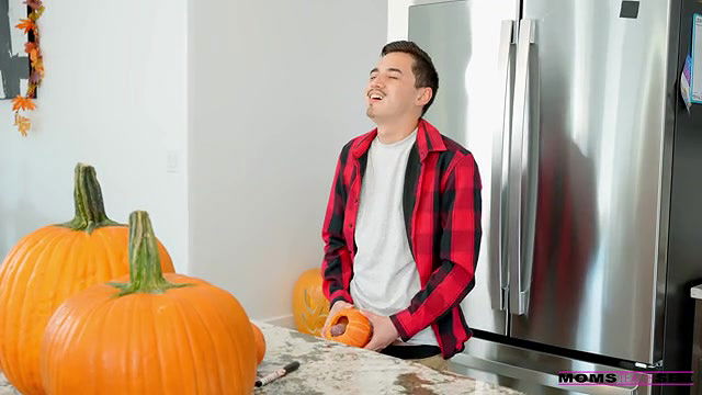 momsteachsex pull your dick out of the pumpkin long