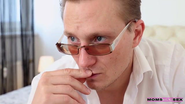 momsteachsex seduced by my girlfriends stepmom long