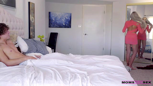 momsteachsex seduced by my stepmom long