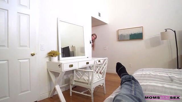 momsteachsex stepmom helps me get over my ex long