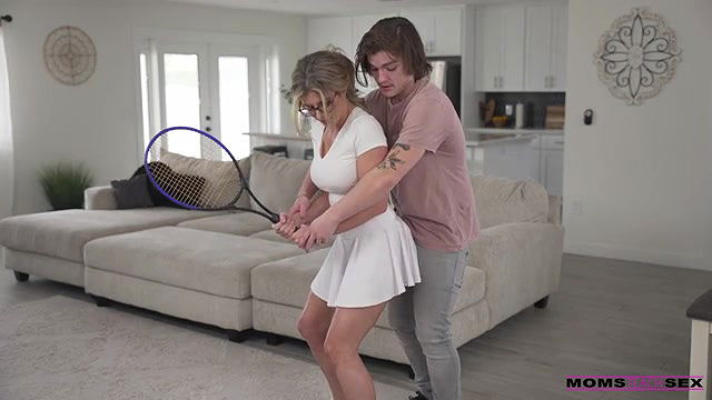 momsteachsex stepmom helps me sharpen up my game long