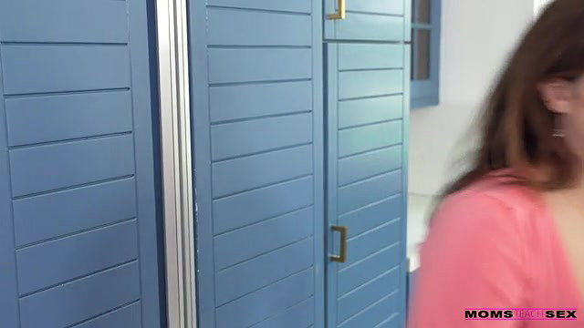 momsteachsex stepmoms roleplay long