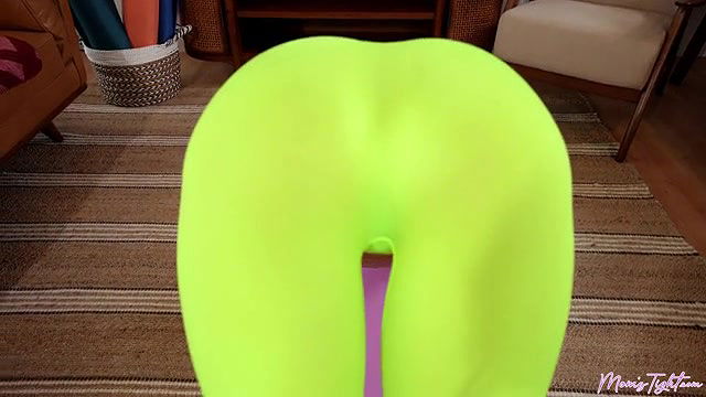 momstight yoga with my stepmom long