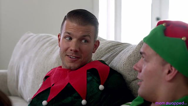 momswapped swapping moms for christmas long