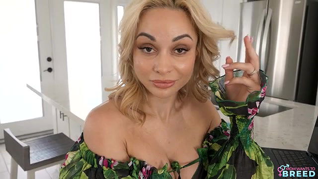 momwantstobreed stepmoms my sex doll long