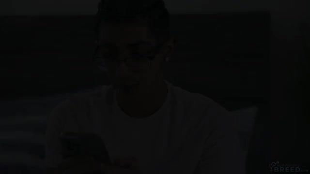 momwantstobreed stuck on stepmom boobies long