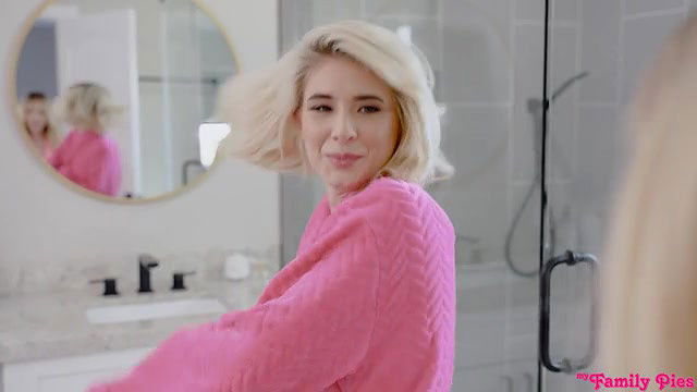 myfamilypies fighting over a blowjob long