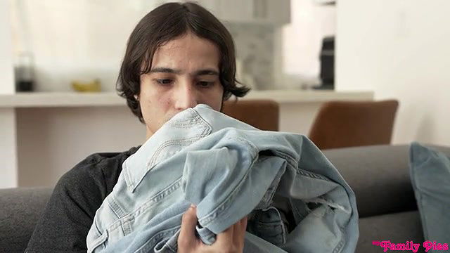 myfamilypies helping my funsize stepsister and her friends long