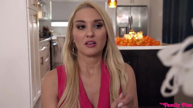 myfamilypies stuffing my stepsister for thanksgiving long