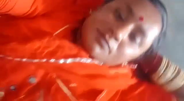Desi Village bhabhi making video for lover, showing boobs and pussy