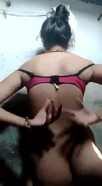 Desi Girl Showing