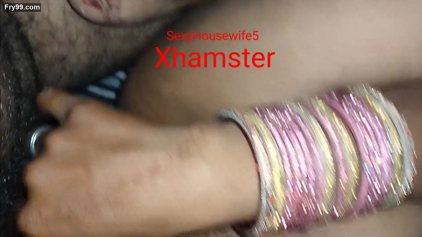 Upar utha kar choda randi ko