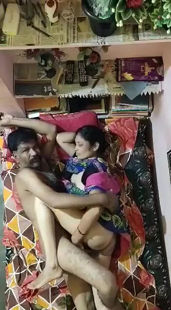 Mature couple fucking mms