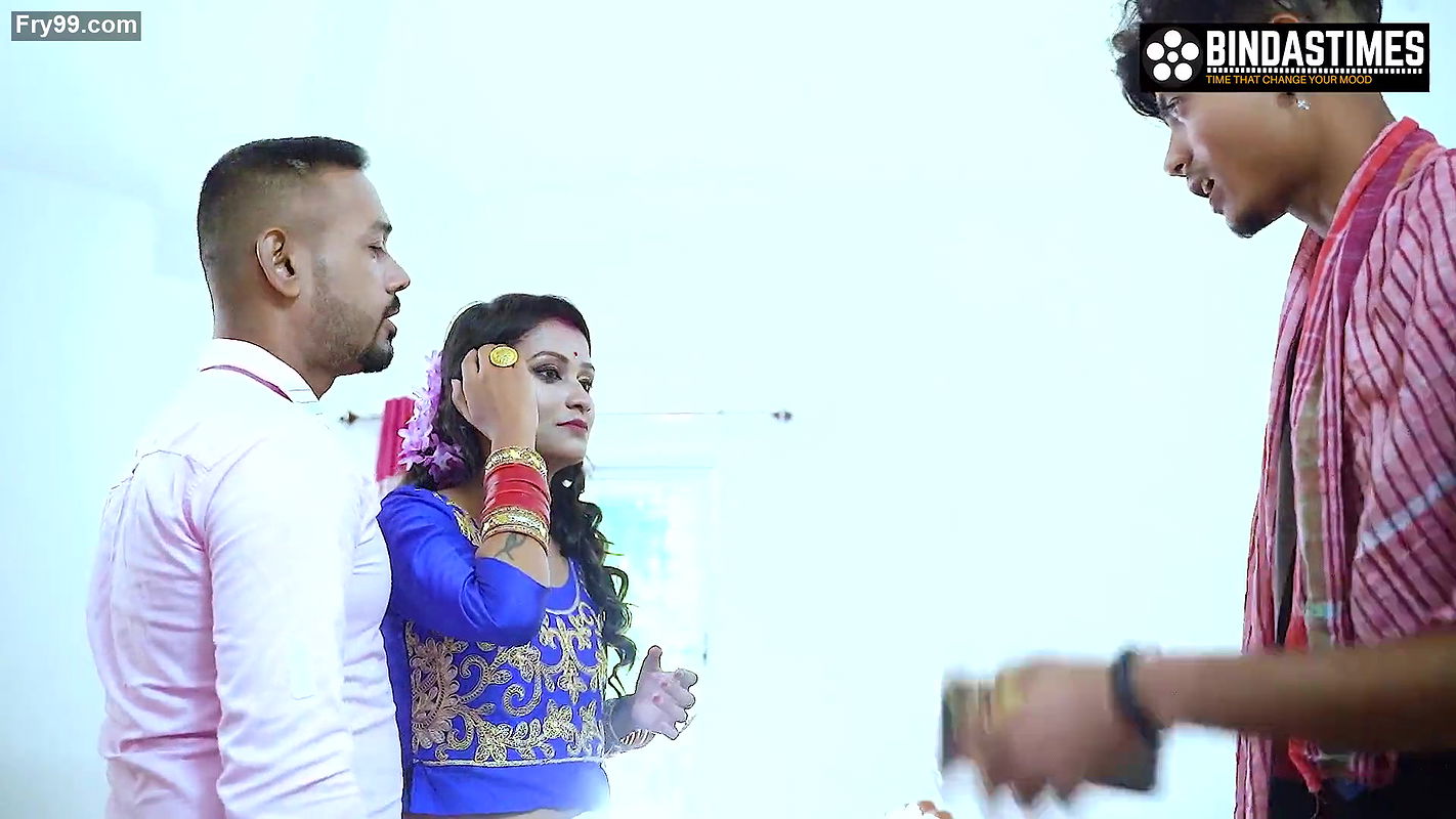 Threesome with Desi Chor and Multiple Cumshots ( Hindi Audio )