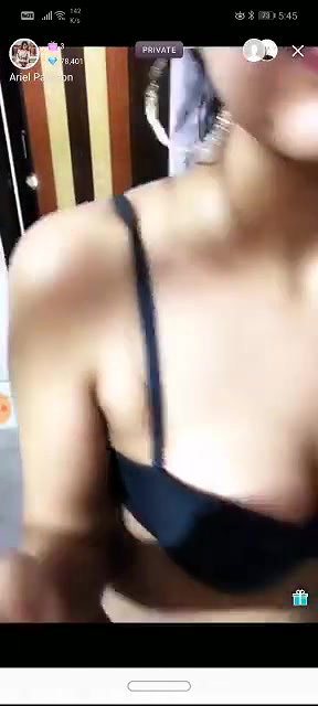 Hot Desi Babe Tango live