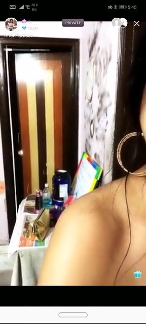 Hot Desi Babe Tango live