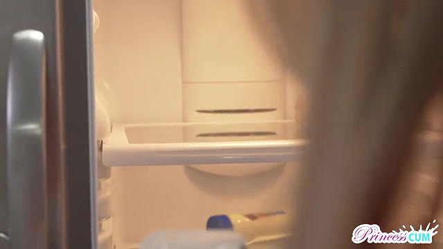 princesscum screams and orgasms from my stepsis long