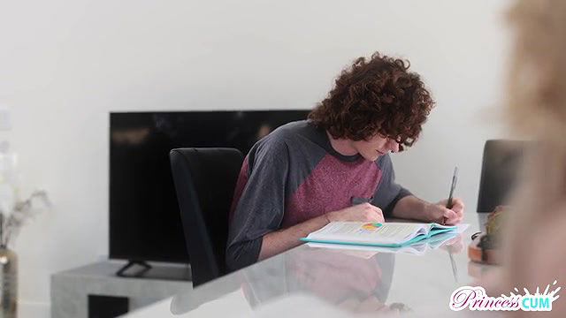 princesscum stepsis needs my load long