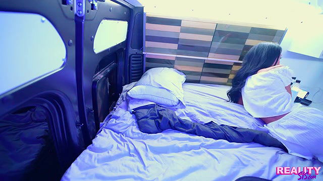 realitysis the knock long