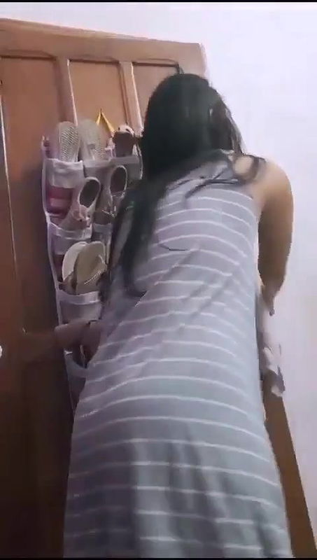 Hot Babe Making Video for BF But Suddenly her Brother Come in Room