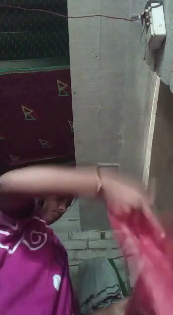 cute Indian Girl Shows Boob