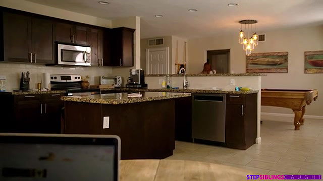 stepsiblingscaught my stepsis is extra long