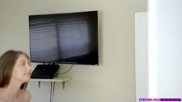 stepsiblingscaught three way girl play long