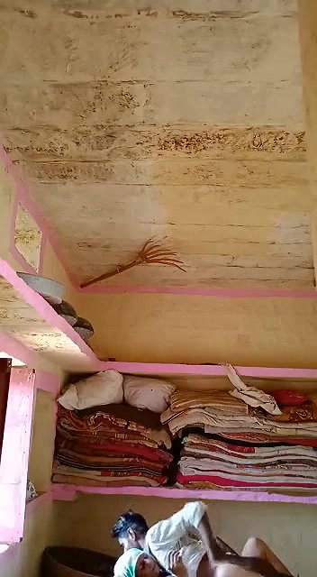 Village boy fucking his mature bhabhi